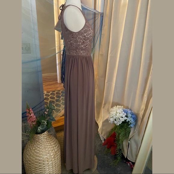 NWT Formal Gown - Picture 3 of 13